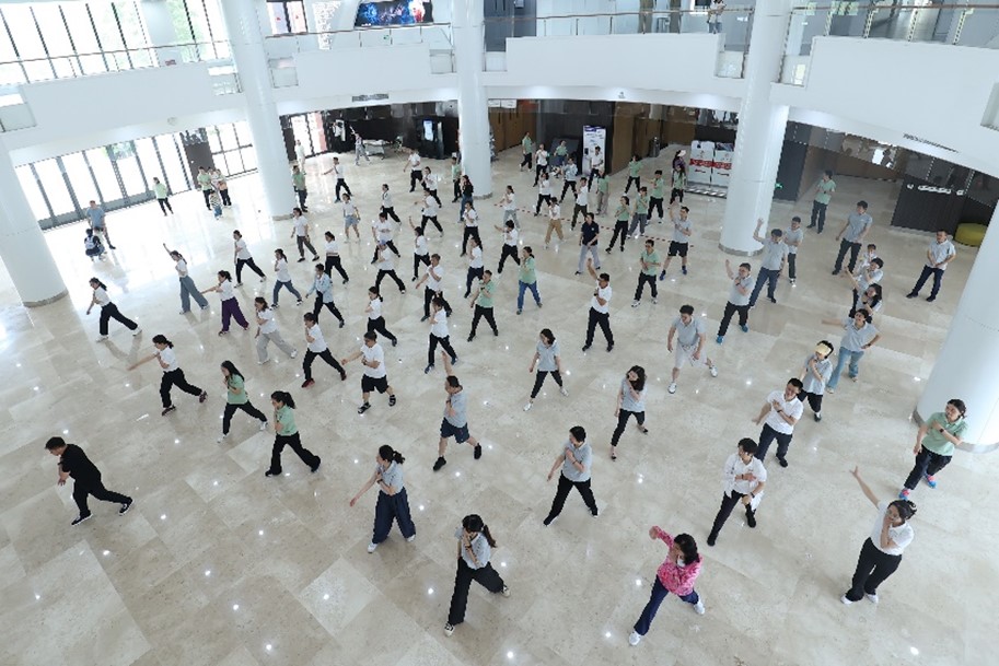 1718446312-图片4.jpg